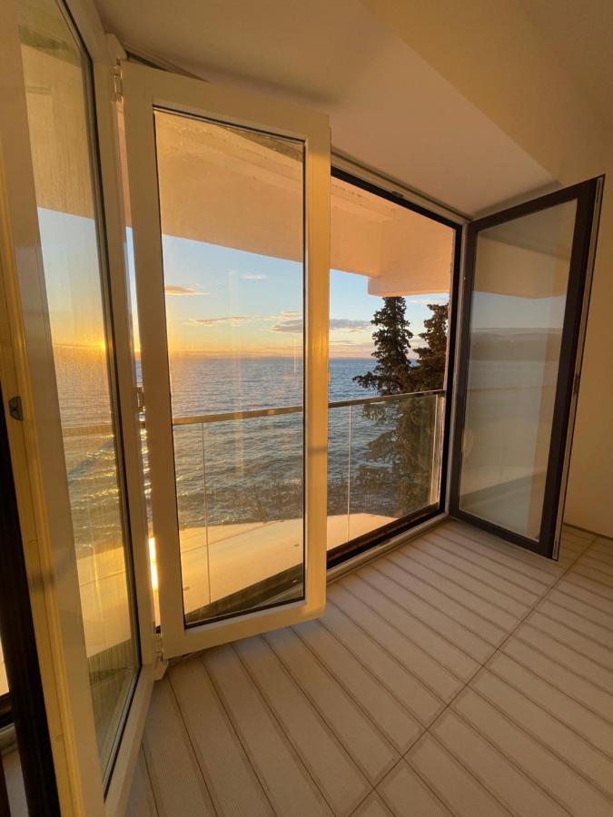 First Row To The Sea Apartamento Opatija Exterior foto