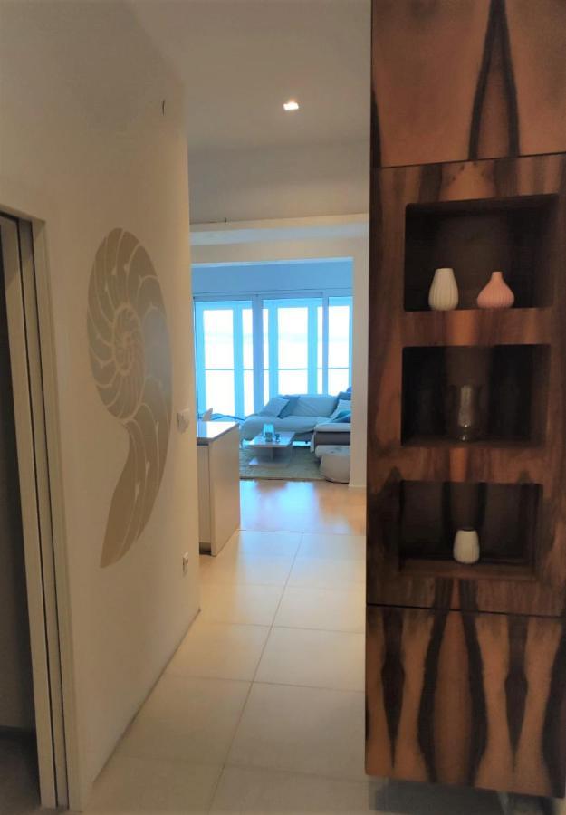 First Row To The Sea Apartamento Opatija Exterior foto